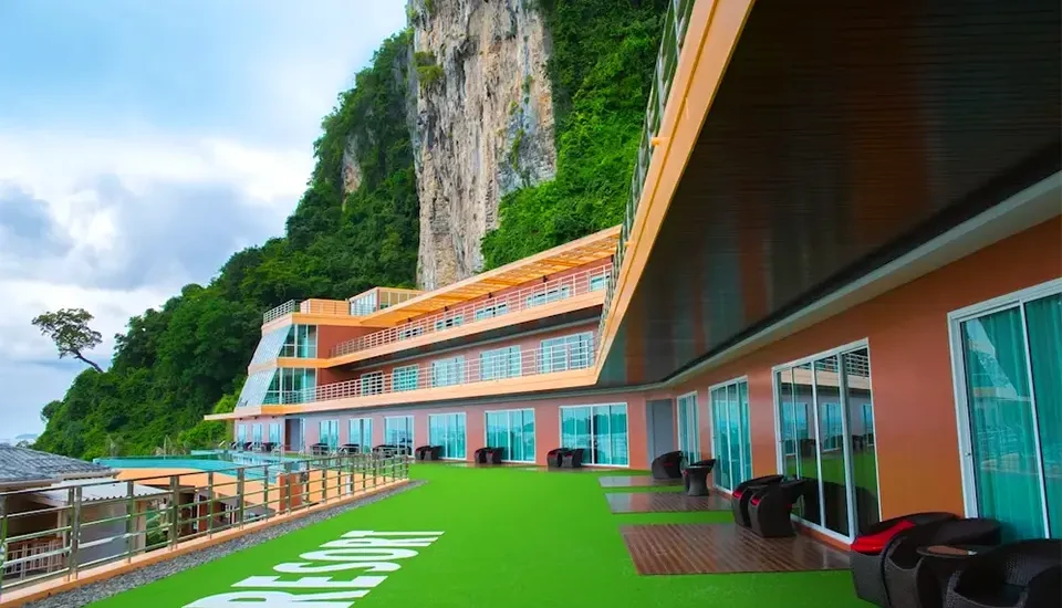 هتل فی فی کلیف ریزورت